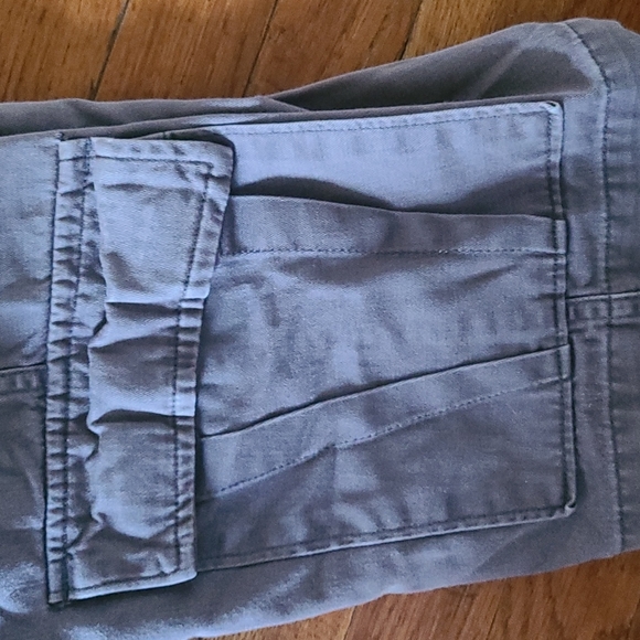 Rusty cargo shorts - Picture 6 of 10